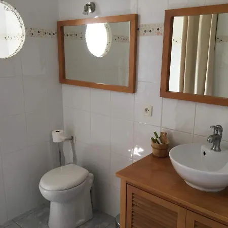 Le Claouraous Calme לינה וארוחת בוקר Canet (Herault)