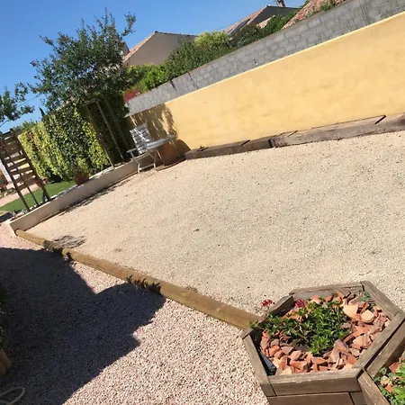 Le Claouraous Calme Bed & Breakfast